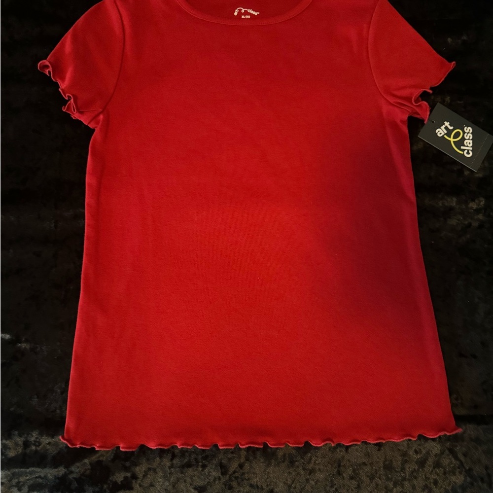 Art Class Scarlet Tee